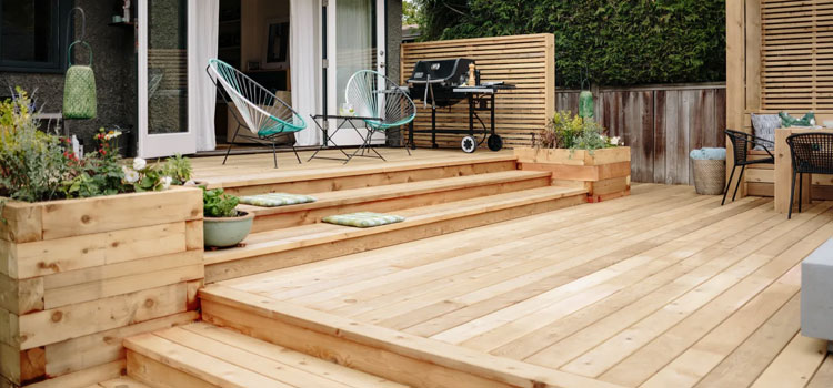 Cedar Decking in Walnut, CA